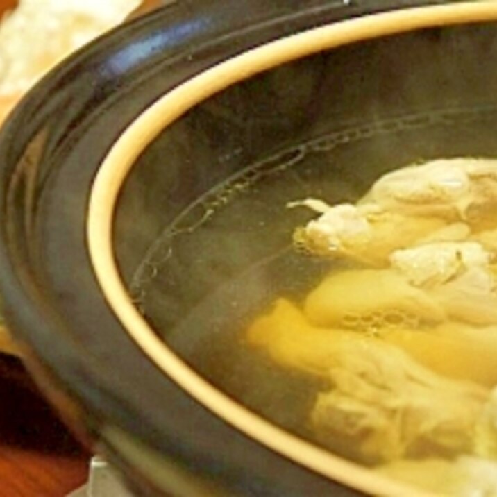 骨付き鶏でおいしい水炊き